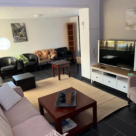 Gruppenhaus Bis Zu 24 Personen In * Winterberg